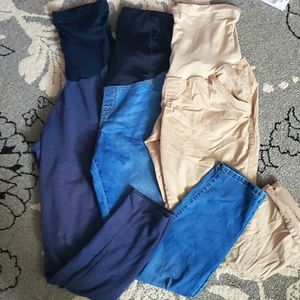 3 pairs of maternity paints.